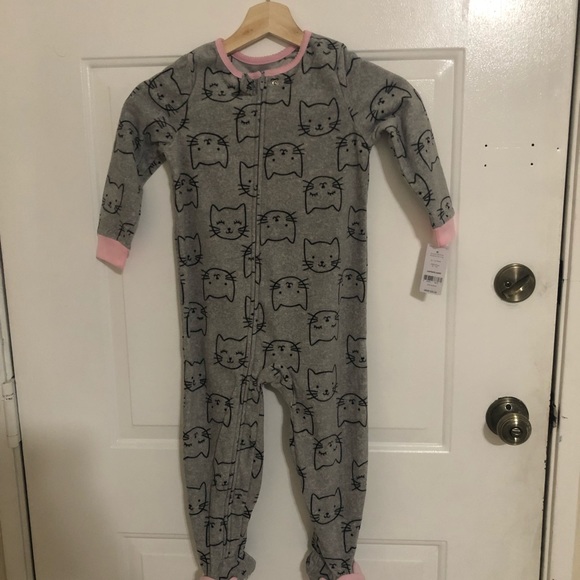 Carters PJ NEW - Picture 5 of 8